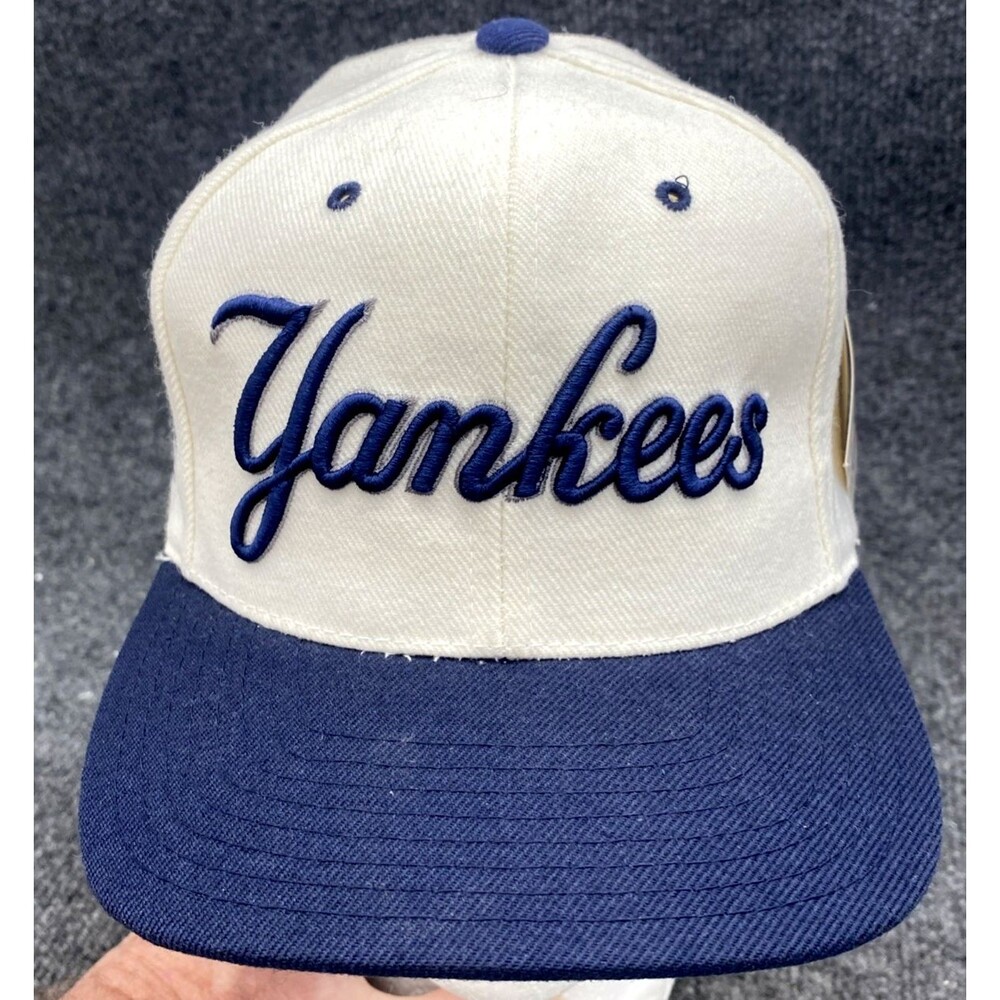 Drew Pearson NY Yankees Script Hat Cap Cream/Navy Snapback 1990'S MLB Deadstock
